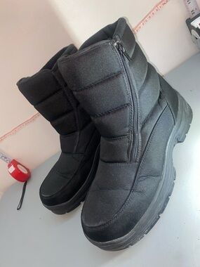 George 3M Thinsulate Black Quilted Insulated Side-Zip Winter Boots